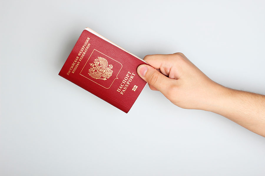 Кто и на каких основаниях может отказаться от гражданства РФ